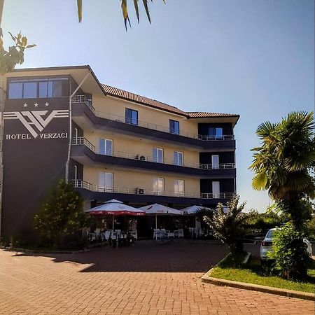 Hotel Verzaci Rinas Exterior foto