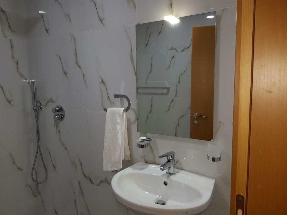 Hotel Verzaci Rinas Zimmer foto